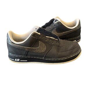 Nike Air Force 1 Black Sneakers Size 11 Mens Lace-Up Leather